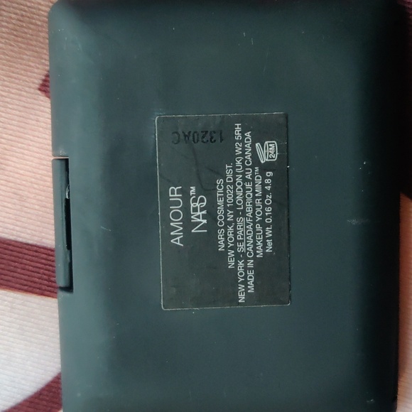 NARS BLUSH in shade amour - Picture 3 of 3